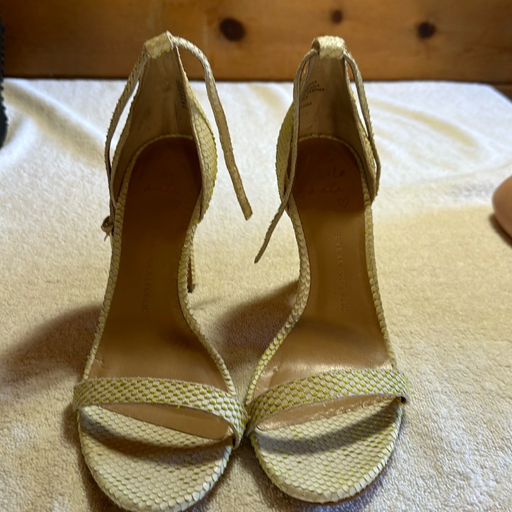 High heels sandals